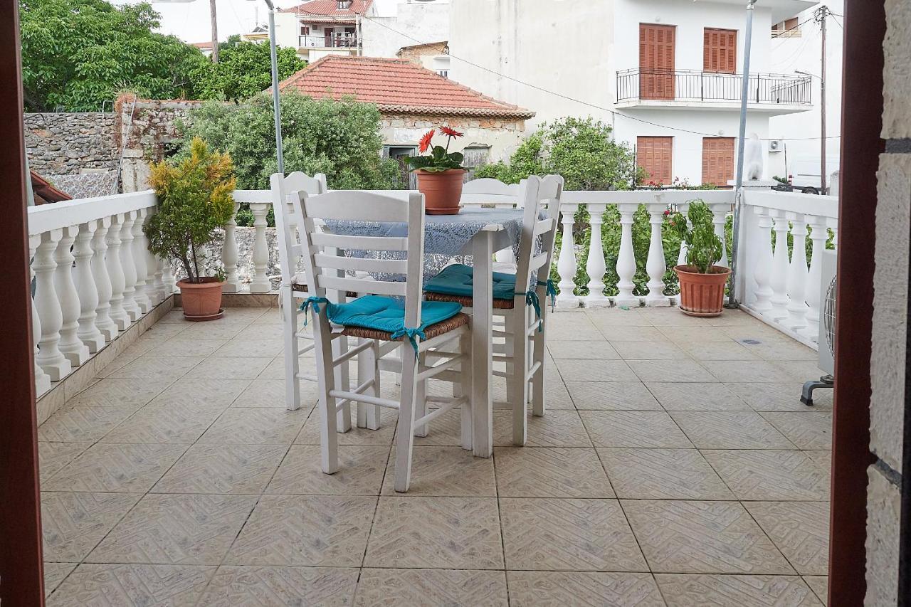 Appartamento Alexis'S House Pylos Esterno foto